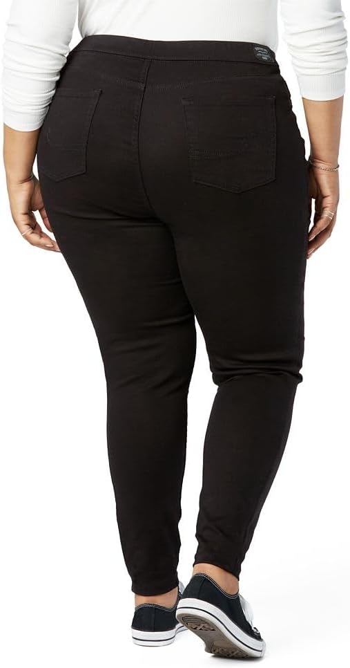 Levi Strauss Signature Gold Women's Totally Shaping Pull-on Skinny Jeans (Available in Plus Size)