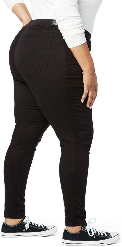 Levi Strauss Signature Gold Women's Totally Shaping Pull-on Skinny Jeans (Available in Plus Size)